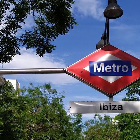Apartamento Exterior En Parque Del Retiro- Ibiza Dc Madrid Dış mekan fotoğraf